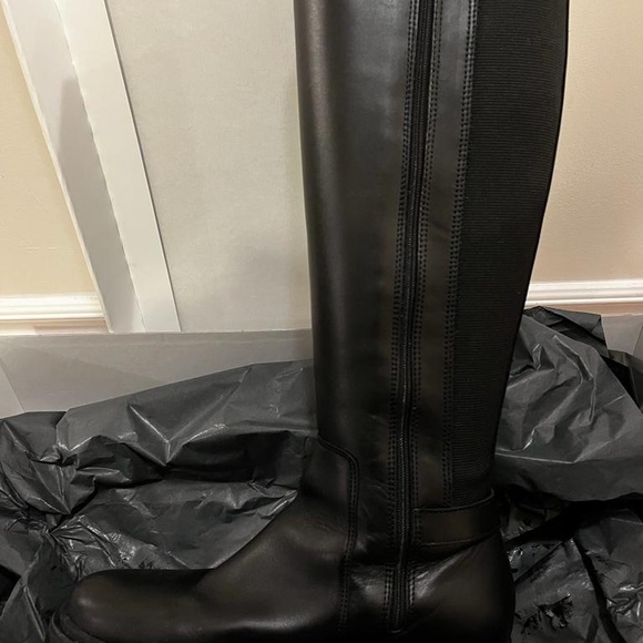 LA CANADIENNE SONYA Women black boots size 8 NEW - Picture 8 of 15